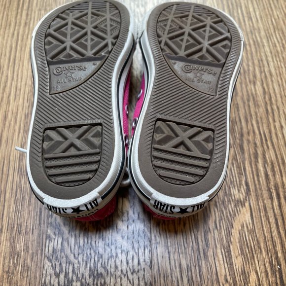 Converse Chuck Taylor Low Top, Pink - Picture 4 of 7